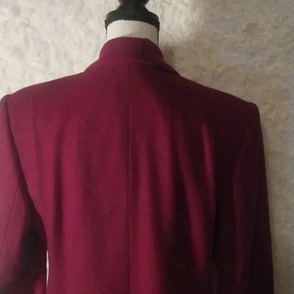 Requirements Woman Red  Wool Coat Size 10 - Picture 6 of 12